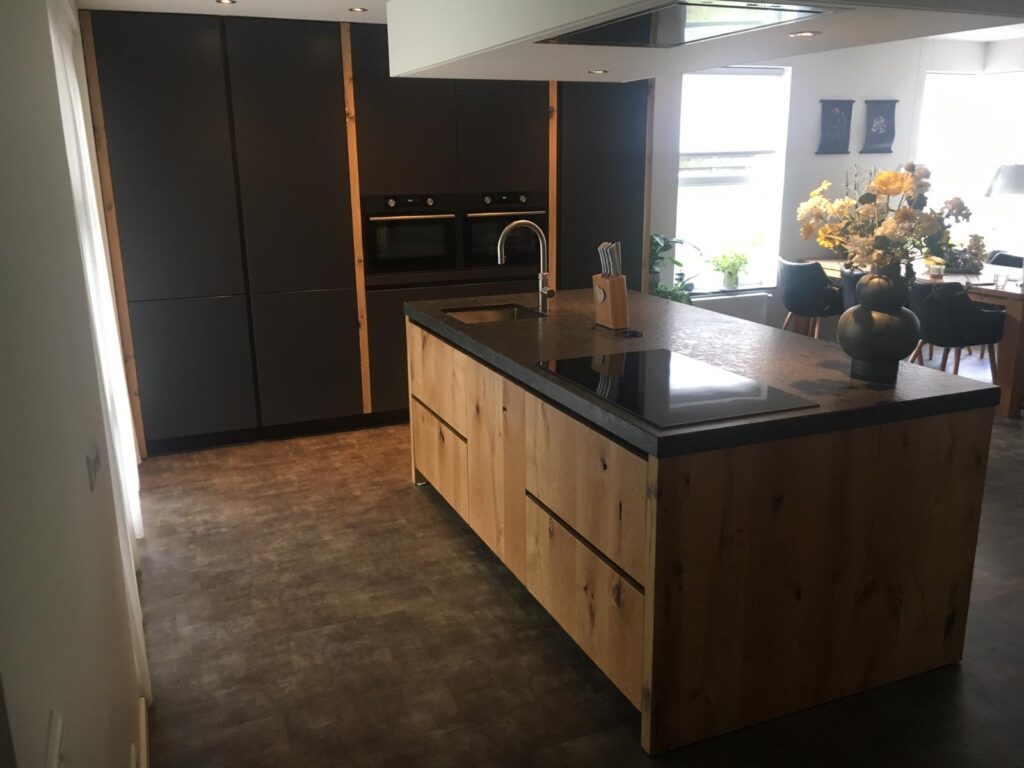 Op maat gemaakte keuken in stijl Friesland