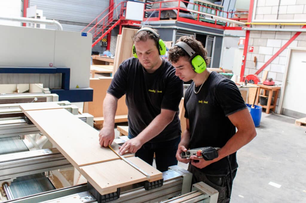 Produceren meubels in Joure